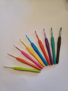 Colored crochet hook set